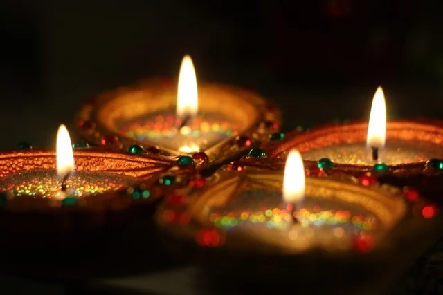 How to Make Soy Based Candles Using These Easy Candle Making DIY Tips