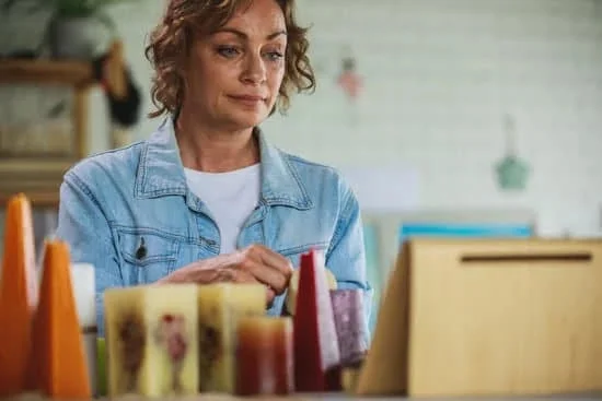 Can You Use A Wax Warmer For Candle Making