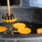 How Do You Color Candles Naturally?