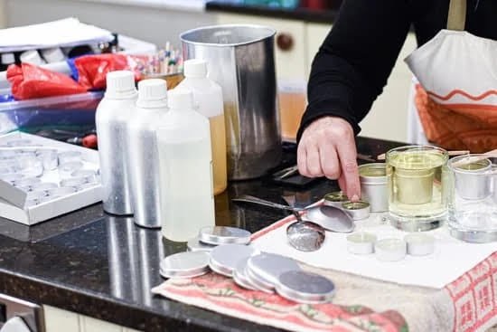 How To Add Scents To Candles