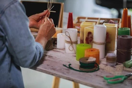 Is Selling Candles Online Profitable