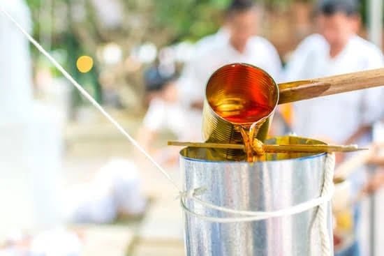 Warming Oil For Candle Making