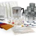 Candle Making Supplies Tins