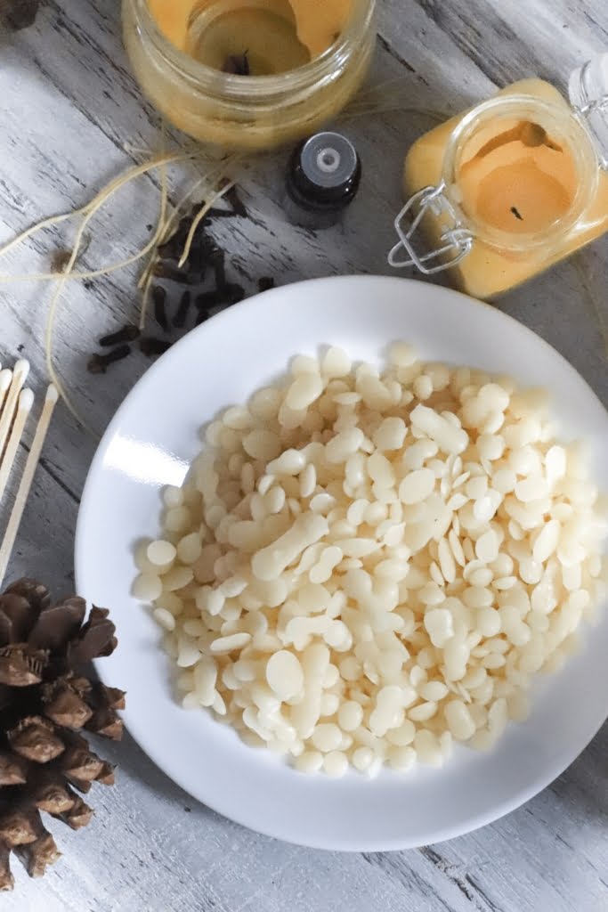 18th Century Pillar Beeswax Candles Making