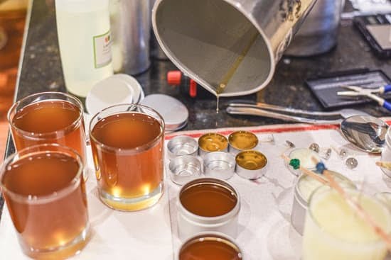 Uv Additive for Candle Making 1 Candle making essential: UV additive for vibrant colors and long-lasting effects