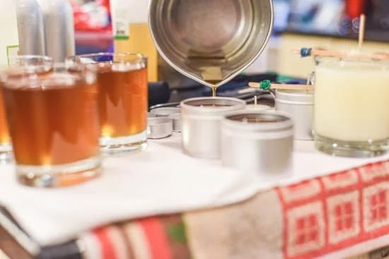 Step-by-step guide for picture candle making - How to create beautiful candles at home