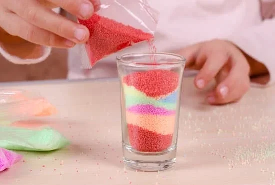 Step-by-step guide on making a reusable candle with eco-friendly materials