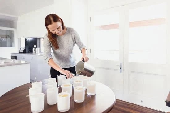 What Does Melting Point Mean in Candle Making 1 Understanding the significance of the melting point in candle making process and its implications