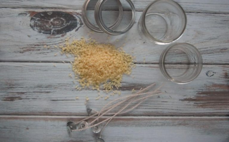 High-quality paraffin for candle making, perfect for beginner crafters or seasoned artisans