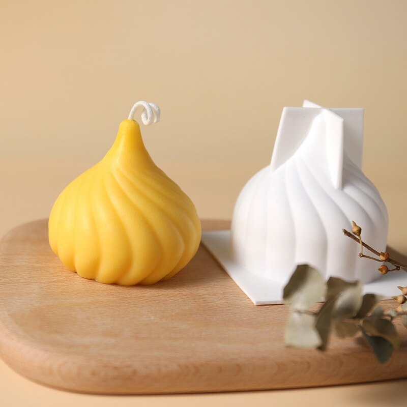 Learn to create stunning floral candles at home