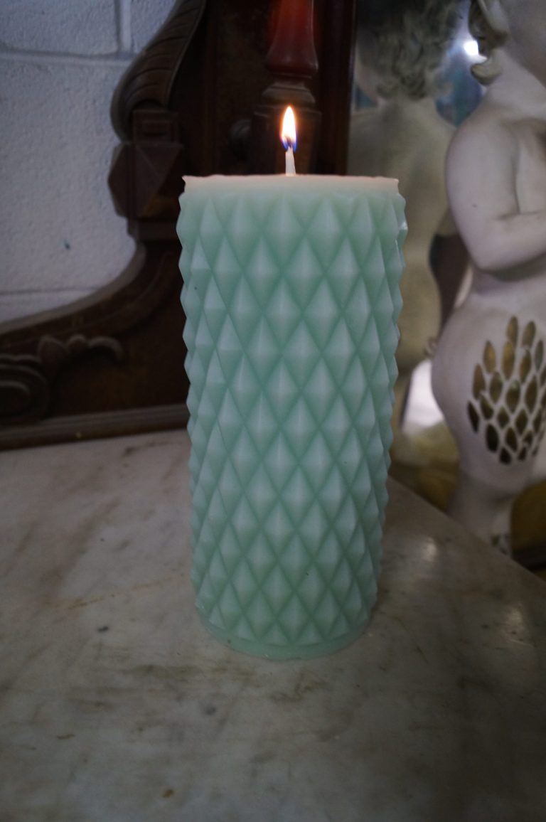 Explore creative candle making tips and ideas on CandleMaking.com for crafting enthusiasts
